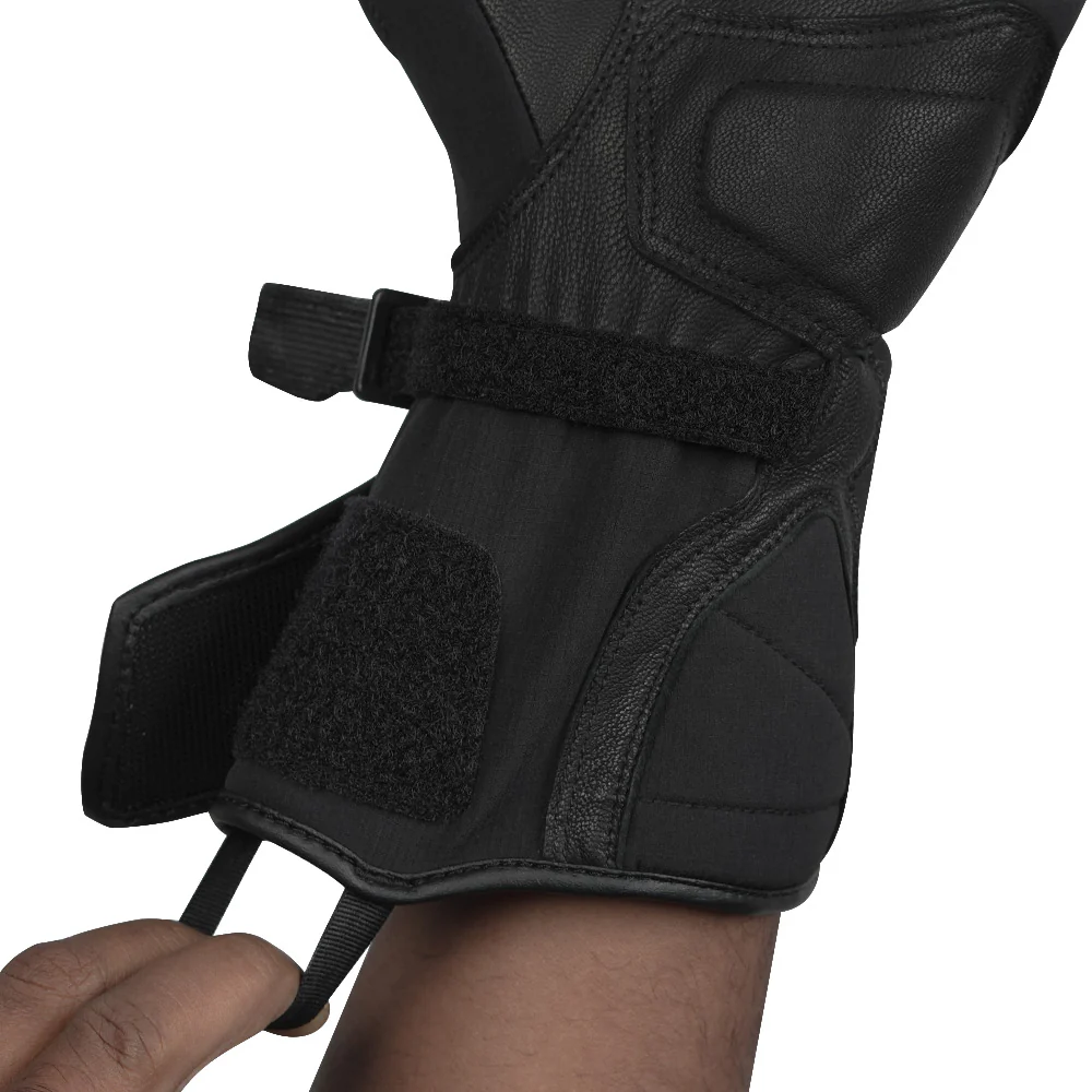 Korda Splash Waterproof Riding Gloves - Image 10